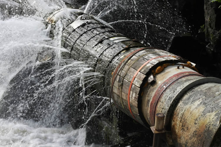 This DIY Water Generator Might Be the Most Subversive Thing You Can Build