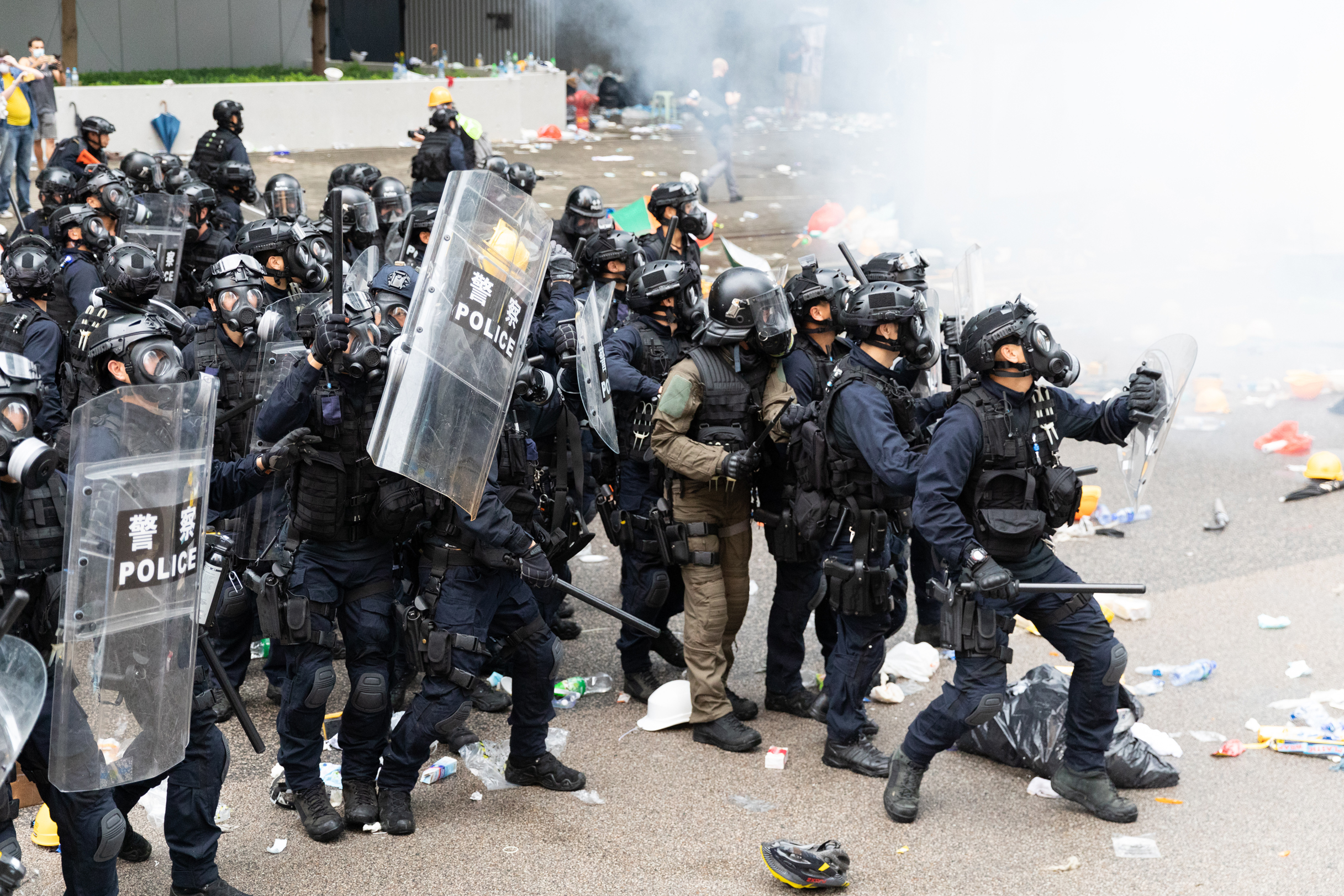 How to Survive Martial Law When the Grid Goes Down